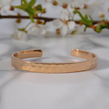 Load image into Gallery viewer, Heavy Solid Copper Bracelet With Hammered Finish