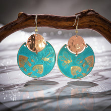 Load image into Gallery viewer, Flora & Fauna Copper Earrings, Bumblebee Split Circle Verdigris Patina Dangle Style - UrbanroseNYC