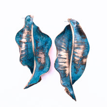 Load image into Gallery viewer, Solid Copper Rustic Patina Leaf Post Earrings