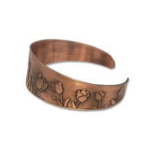 Load image into Gallery viewer, Copper Cuff Bracelet - Handmade Etched Tulip Cuff With Antique Copper Finish