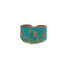 Load image into Gallery viewer, Verdigris Tulip Ring - Rustic Copper Band With Etched Tulip Motif