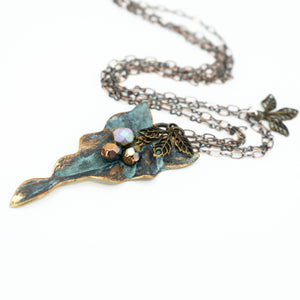 Patina Philodendron Leaf Necklace - Patina Philodendron Leaf Necklace - UrbanroseNYC