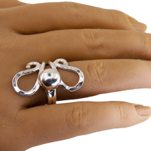 Load image into Gallery viewer, Taxco Sterling Silver Modernist Ring - Style 4 - UrbanroseNYC