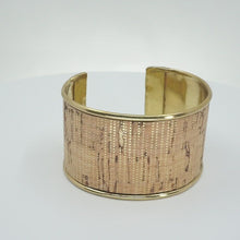 Load and play video in Gallery viewer, Portuguese Cork Channel Cuff - Metallic Gold Stripes
