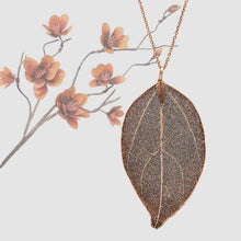 Load image into Gallery viewer, Real Leaf Pendant - Plain - Copper - UrbanroseNYC
