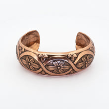 Load image into Gallery viewer, Solid Copper Domed Cuff - Interlocking Floral - UrbanroseNYC