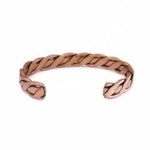 Load image into Gallery viewer, Men's Extra Large Twisted Wire Copper Bracelet - UrbanroseNYC