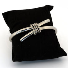 Load image into Gallery viewer, Taxco Sterling Silver Modernist Silver Cuff Bracelet - UrbanroseNYC