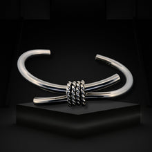 Load image into Gallery viewer, Taxco Sterling Silver Modernist Silver Cuff Bracelet - UrbanroseNYC