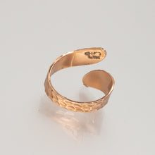 Load image into Gallery viewer, Solid Copper Wrap Ring - Hammered Design UrbanroseNYC