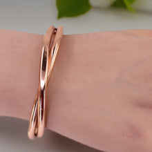 Load image into Gallery viewer, Double Twisted Solid Copper Wire Bracelet With Smooth Edges
