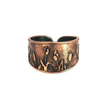 Load image into Gallery viewer, Antique Copper Ring – Rustic Copper Band with Tulip Motif, Antique Finish

