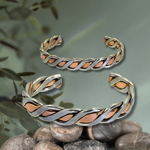 Load image into Gallery viewer, Men&#39;s &amp; Women&#39;s Heavy Twisted Wire Copper-Nickel Bracelet - UrbanroseNYC
