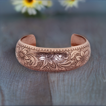 Load image into Gallery viewer, Solid Copper Domed Cuff - Daisy Design - UrbanroseNYC

