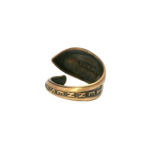 Load image into Gallery viewer, Tennessee Dogwood Solid Copper Ring - UrbanroseNYC
