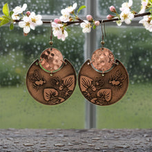 Load image into Gallery viewer, Flora &amp; Fauna Copper Earrings, Bumblebee Split Circle Antique Copper Dangle Style - UrbanroseNYC
