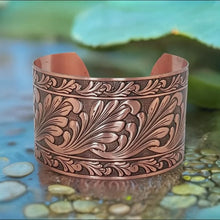 Load and play video in Gallery viewer, Solid Copper Cuff - Scroll Design
