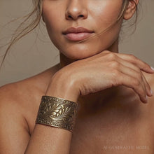 Load and play video in Gallery viewer, Solid Brass Cuff - Scroll Design
