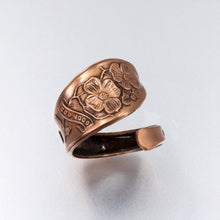 Load image into Gallery viewer, Tennessee Dogwood Solid Copper Ring
