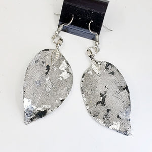 Gilded Leaf Earrings - Monochromatics UrbanroseNYC