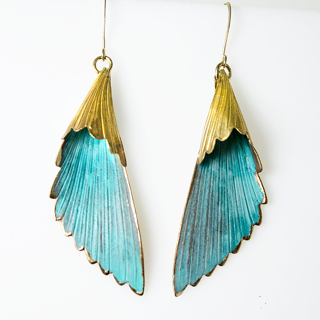 Patina Scalloped Leaf Earrings - Patina Scalloped Leaf Earrings - UrbanroseNYC
