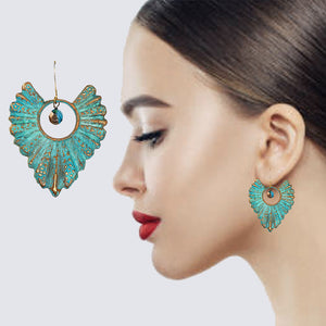 Patina Scalloped Fan Earrings - Patina Scalloped Fan Earrings - UrbanroseNYC