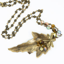 Load image into Gallery viewer, Vintage Style Leaf Pendant - Oak Leaf - Vintage Style Leaf Pendant - Oak Leaf - UrbanroseNYC
