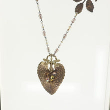 Load and play video in Gallery viewer, Vintage Style Leaf Pendant - Cottonwood Leaf Style II
