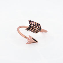 Load image into Gallery viewer, Solid Copper Arrow Ring - UrbanroseNYC
