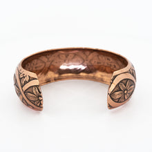 Load image into Gallery viewer, Solid Copper Domed Cuff - Interlocking Floral - UrbanroseNYC
