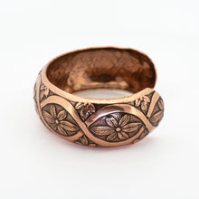 Load image into Gallery viewer, Solid Copper Domed Cuff - Interlocking Floral - UrbanroseNYC
