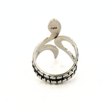 Load image into Gallery viewer, Taxco Sterling Silver Snake Ring - UrbanroseNYC
