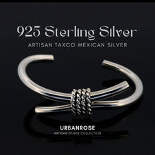 Load image into Gallery viewer, Taxco Sterling Silver Modernist Silver Cuff Bracelet - UrbanroseNYC
