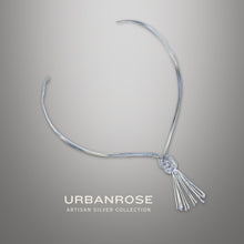 Load image into Gallery viewer, Taxco Sterling Silver Wire Choker - UrbanroseNYC
