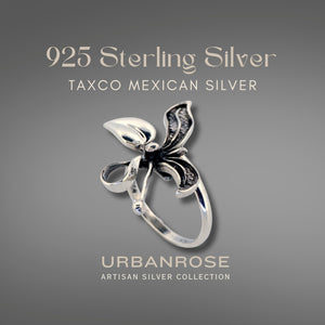 Taxco Sterling Silver Floral Ring - UrbanroseNYC
