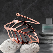 Load image into Gallery viewer, Solid Copper Leaf Bypass Bracelet - UrbanroseNYC
