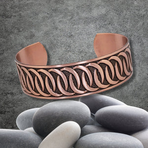 Solid Copper Cuff - Interlocking Circles - UrbanroseNYC