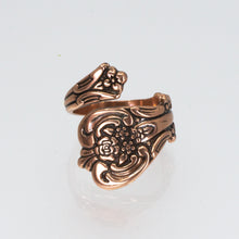 Load image into Gallery viewer, Solid Copper Spoon Ring - Heart Design UrbanroseNYC
