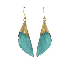 Load image into Gallery viewer, Patina Scalloped Leaf Earrings - Patina Scalloped Leaf Earrings - UrbanroseNYC
